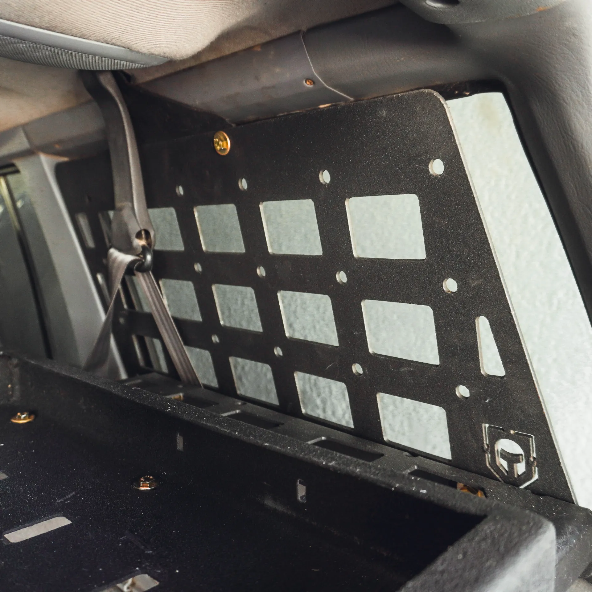 Par de paneles de carga internos - Cherokee XJ